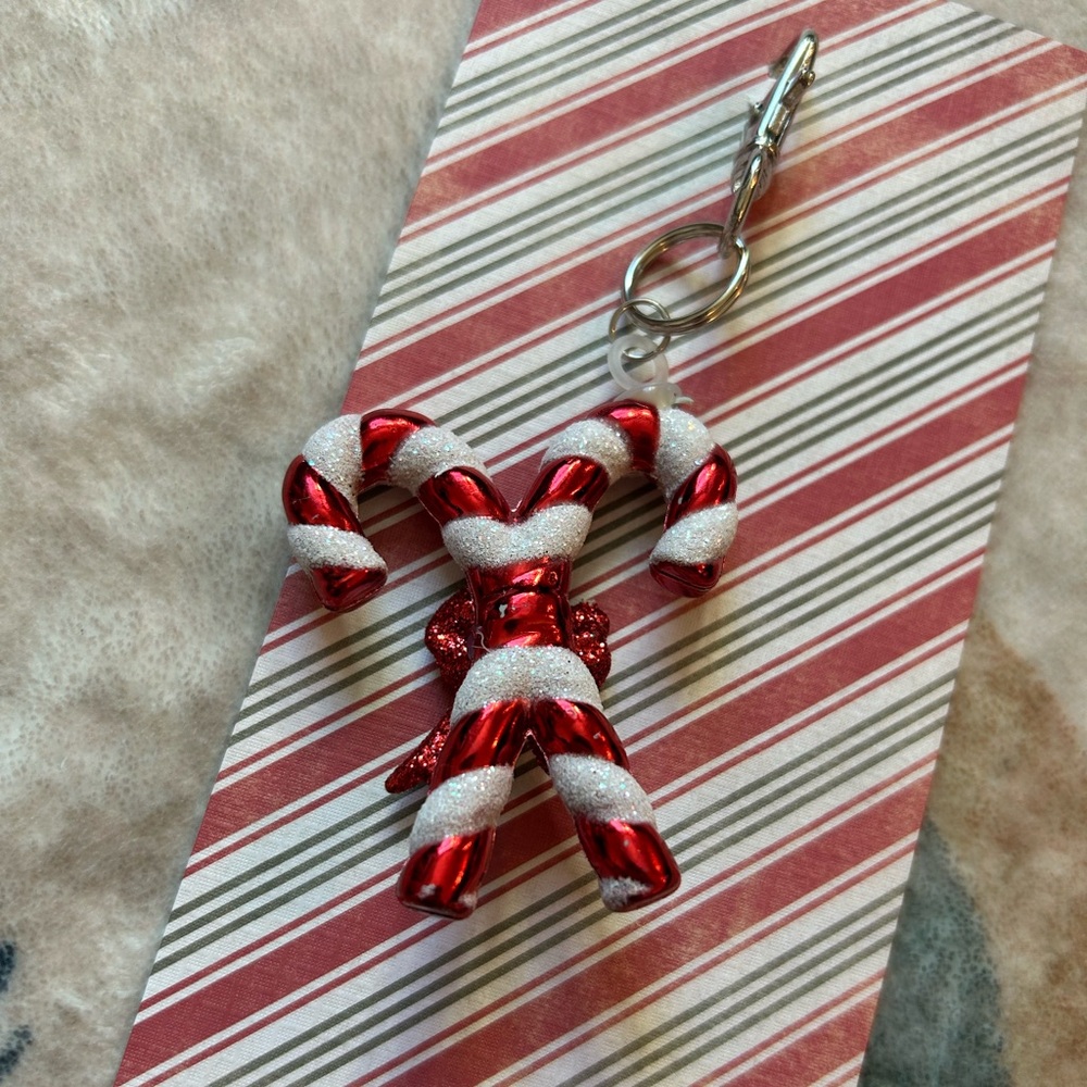 Candy Cane Keychain - Picture 3 of 7